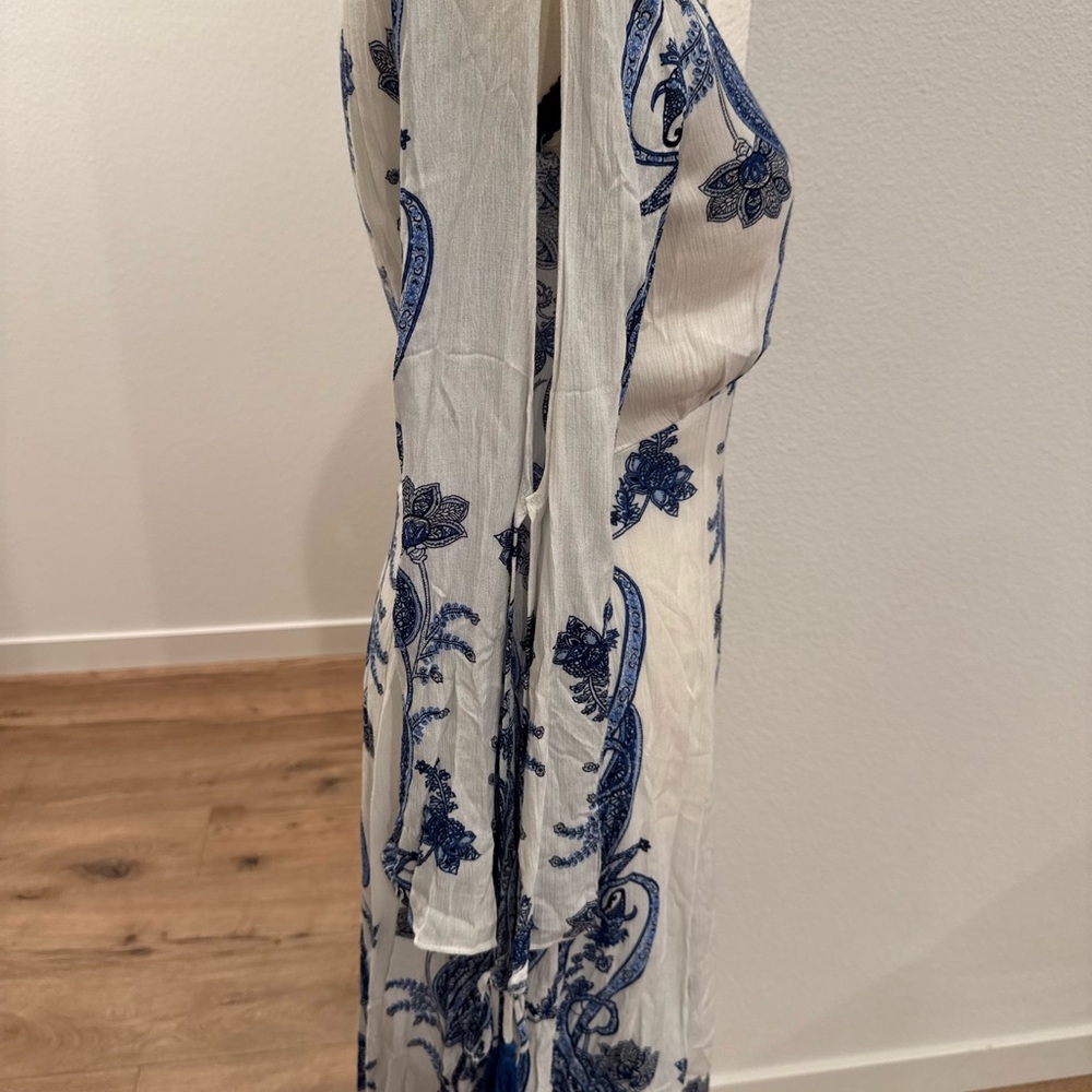 Lulu's Blue and White Long Sleeve Dress - Picture 3 of 5